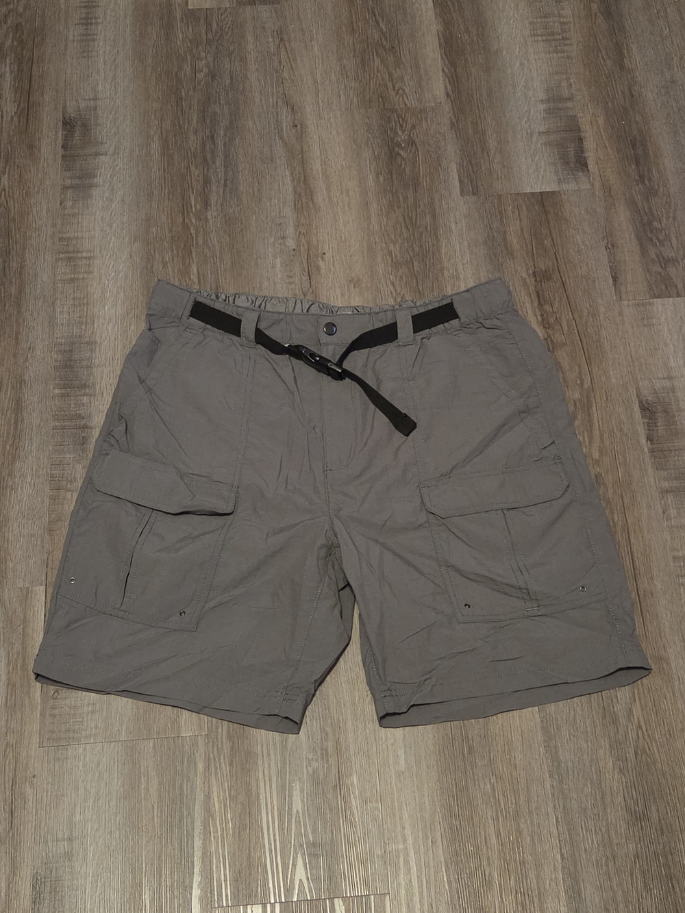 croft & barrow Olive-Taupe Cargo Shorts with Integrated Belt